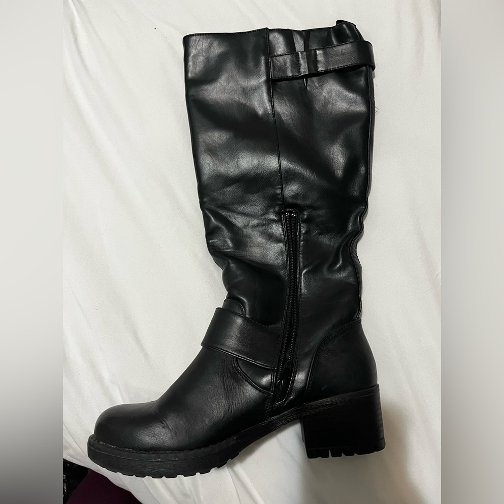 Black Mia boots